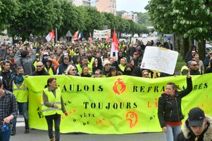Manifestation des gilets jaunes à La Roche-sur-Yon, le 4 mai 2019