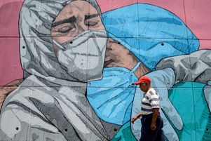 Le Mexique compte plus de 35 000 morts liés au coronavirus. (Fresque peinte en hommage aux soignants à Acapulco au Mexique).