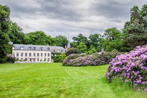 La demeure de Chateaubriand a Châtenay-Malabry s’est vu décerner le label « Maisons des illustres » en 2011.