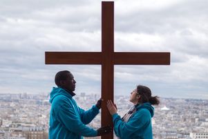 Les résultats montrent que 22 % des jeunes Français se déclarent chrétiens, dont 18 % catholiques, et 12 % se disent musulmans.