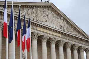 Les députés de la commission spéciale sur le projet de loi sur la fin de vie ont supprimé jeudi 16 mai le critère du pronostic vital engagé « à court ou moyen terme ».
