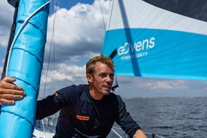 Détenteur d’un palmarès riche en quasiment vingt ans de carrière, Thomas Ruyant s’envolera le 10 novembre pour jouer la gagne et, au-delà, en l’assumant pleinement. 