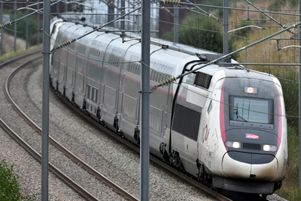Un TGV Paris-Rennes, à Coutalain en Eure-et-loire, le 10 septembre 2024
