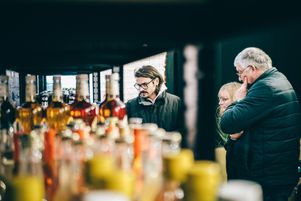 Le marché du vin sans alcool augmente partout en France, comme dans cette boutique spécialisée à Orchies, dans le Nord.