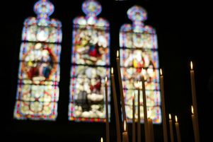 Trois ans après le séisme du rapport Sauvé, qui avait estimé à 216 000 le nombre de personnes sexuellement abusées par des clercs depuis 1950, un bilan contrasté de l’application des mesures sur les violences sexuelles a été présenté à Lourdes, lundi 31 mars 2025.