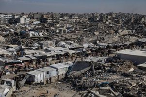 Des bâtiments détruits à Jabalia, au nord de la bande de Gaza, le 27 avril.