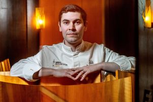 Paul Marcon, cuisinier français, est le vainqueur du Bocuse d’Or 2025.