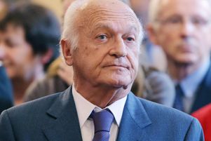 Pierre Nora, historien et éditeur français de renom, est décédé le lundi 2 juin 2025 à l’âge de 93 ans, a annoncé sa famille.