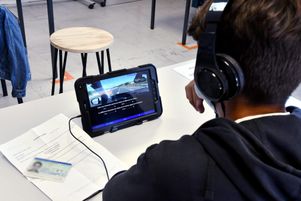 À partir du 7 juillet, un interprète en langue des signes sera incrusté dans l’écran d’examen pour traduire les questions.