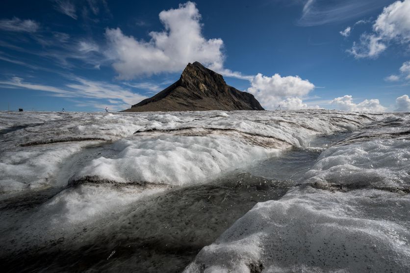 La fonte du glacier Tsanfleuron, en Suisse. La planète n’a jamais été aussi chaude qu’en 2024, selon le rapport de l’Organisation météorologique mondiale publié mercredi 19 mars.